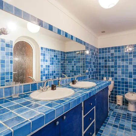 Rosa Blu Yourhosthelper Lägenhet *